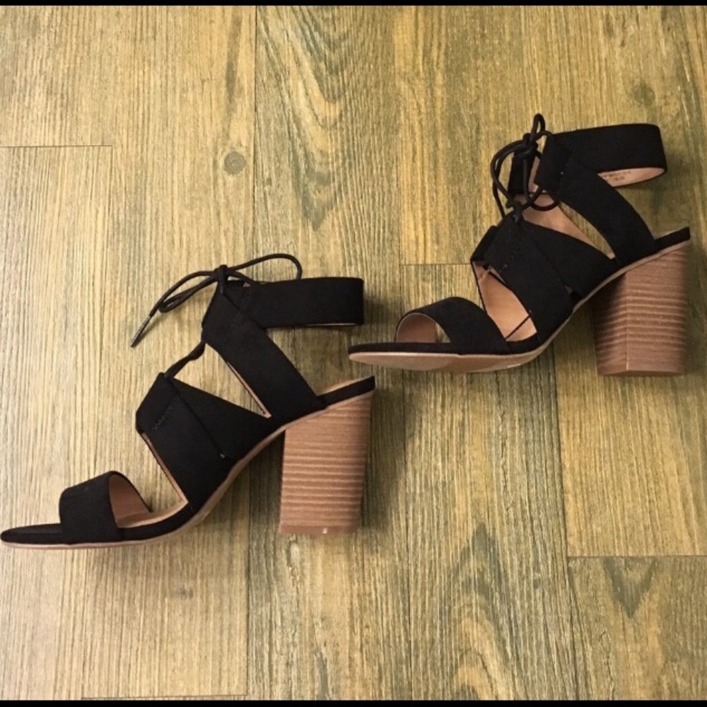 Merona Black Heels